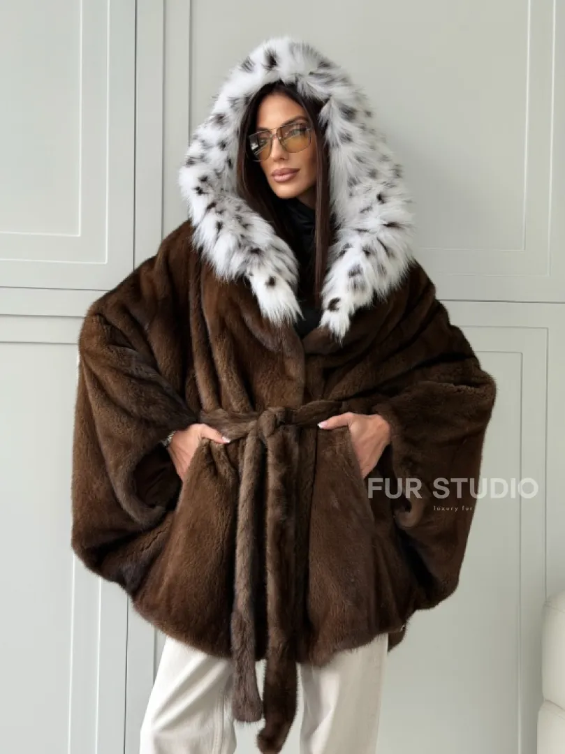 Норковая шуба с капюшоном по рысь