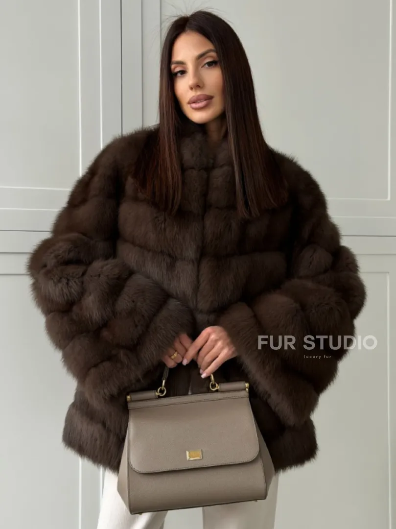 Женская шуба из меха куницы - фото 5