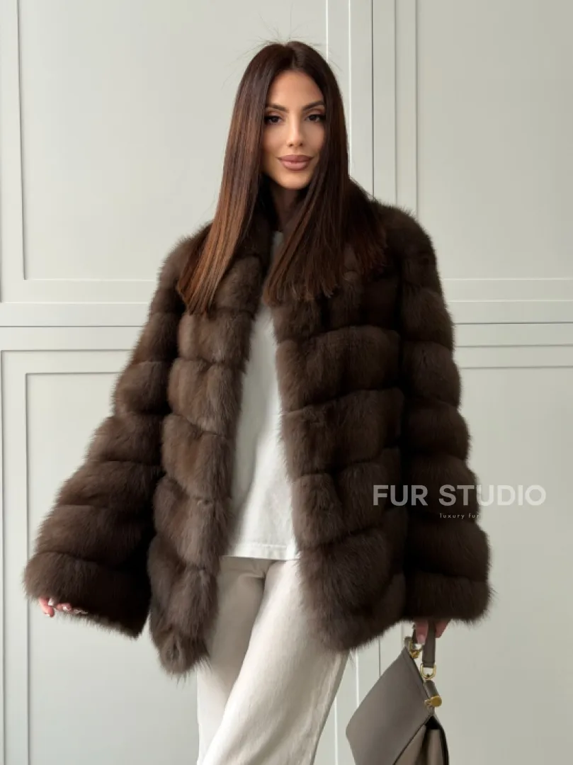 Женская шуба из меха куницы - фото 13