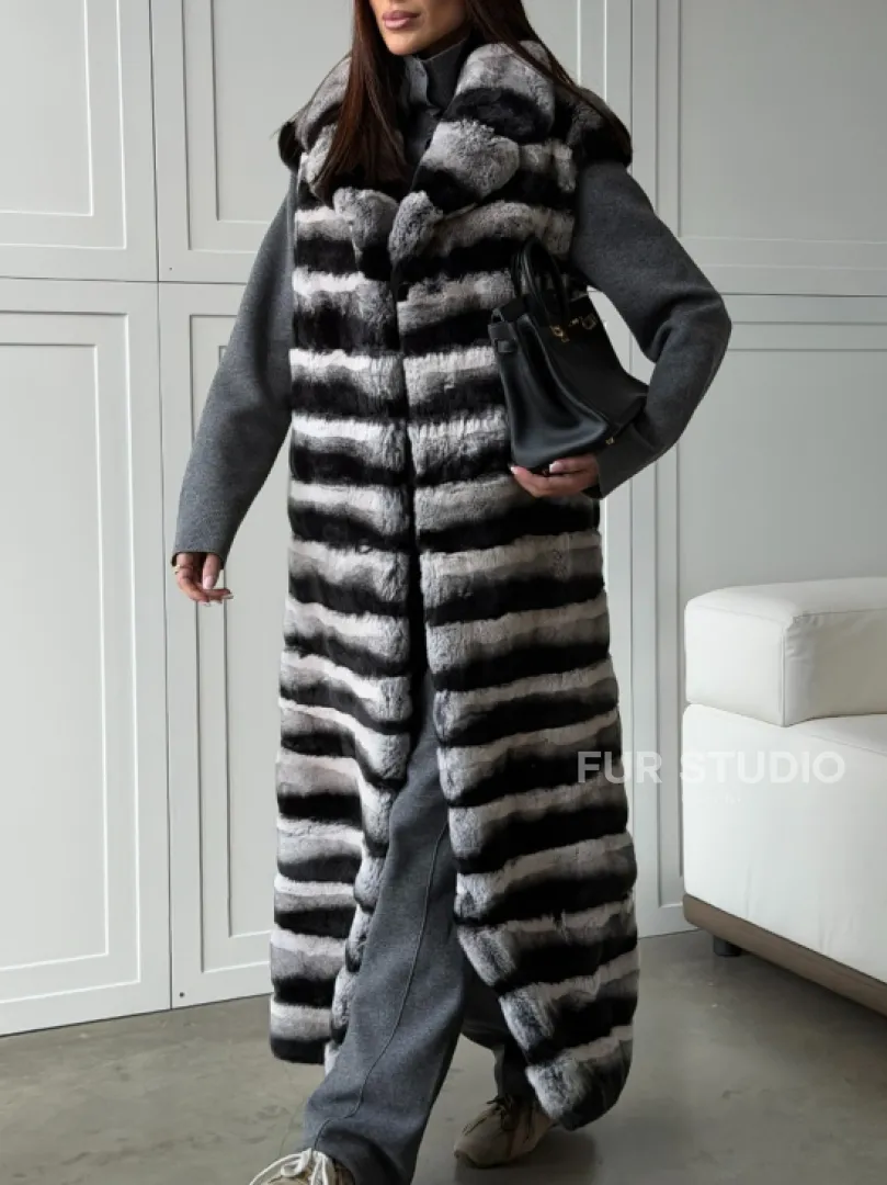 Меховой жилет из шиншиллового кролика - фото 3