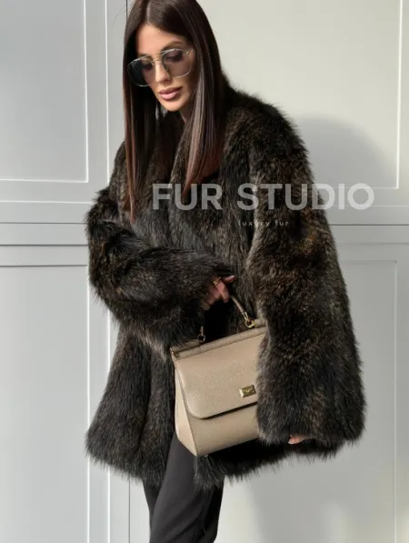 Женский полушубок из меха Финского енота Saga - фото 10
