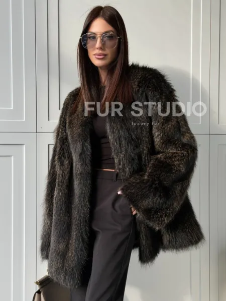Женский полушубок из меха Финского енота Saga - фото 0