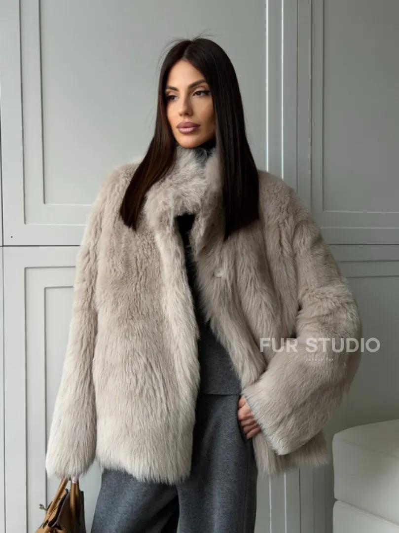 Бежевая дубленка из тосканы