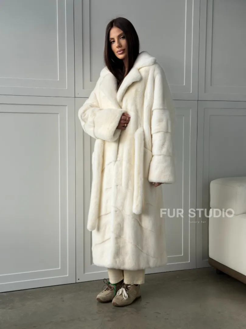 Шикарная норковая шуба White Velvet Premium