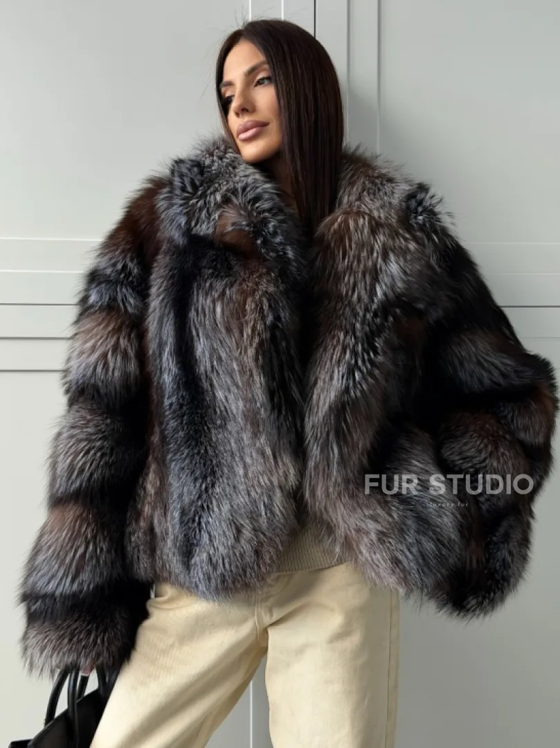 Шуба из меха блюфрост - воротник английский