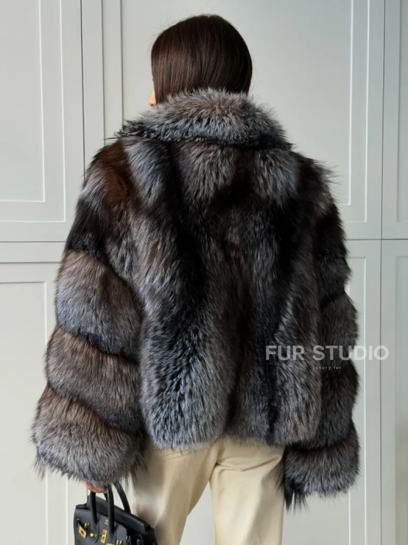 Шуба из меха блюфрост - воротник английский