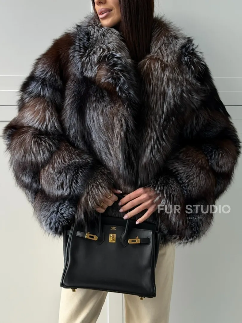 Шуба из меха блюфрост - воротник английский