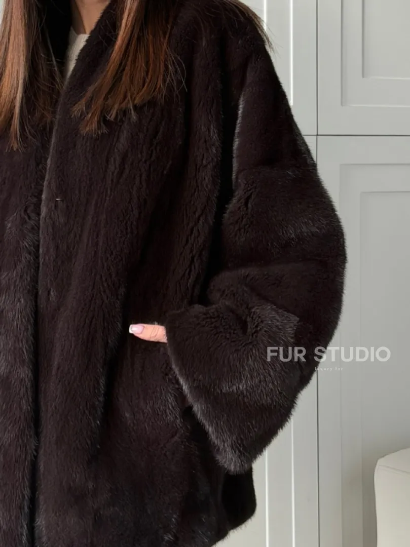 Женский норковый полушубок с V - образным воротником