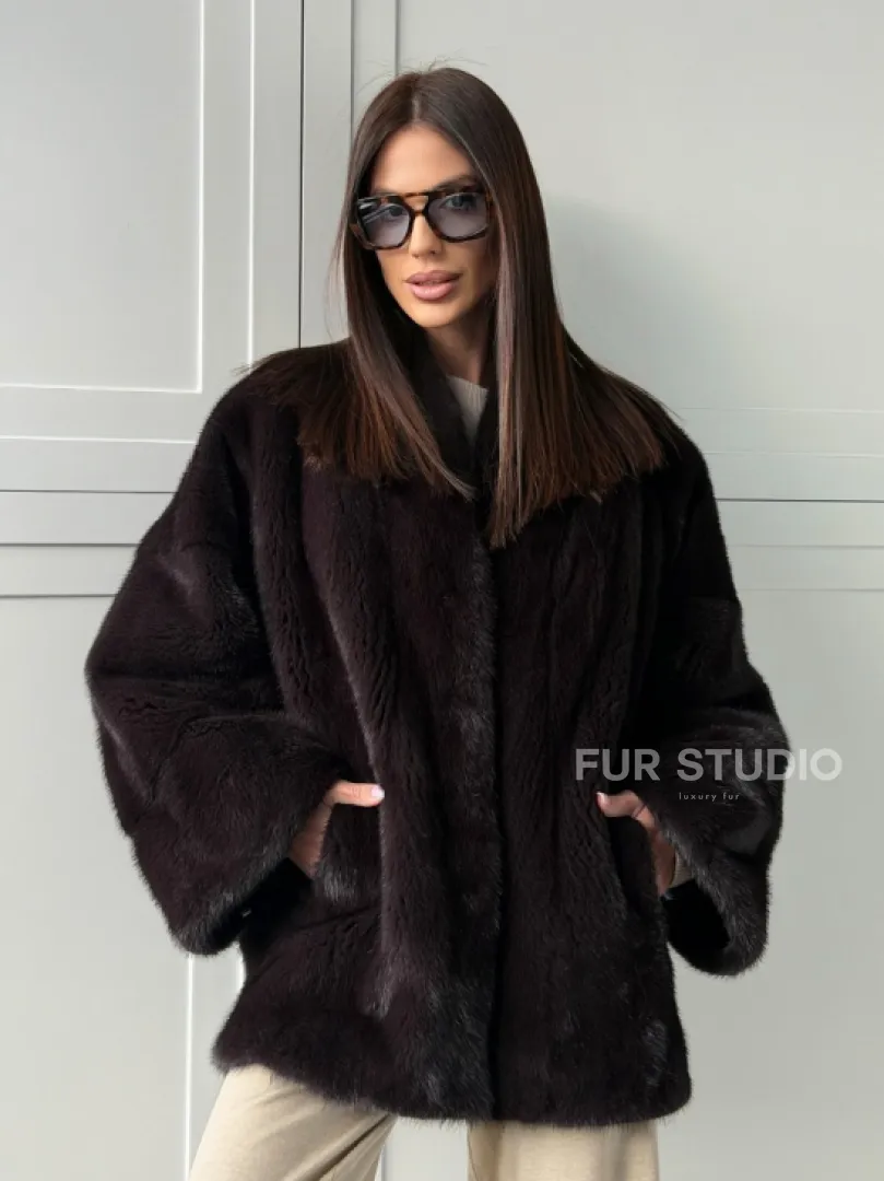 Женский норковый полушубок с V - образным воротником