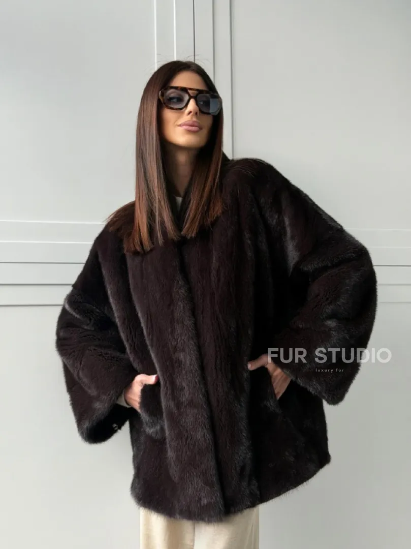 Женский норковый полушубок с V - образным воротником