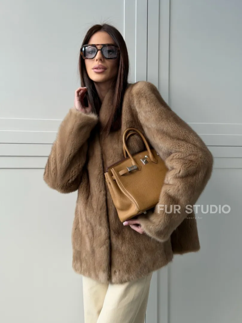 Женский норковый полушубок пастель