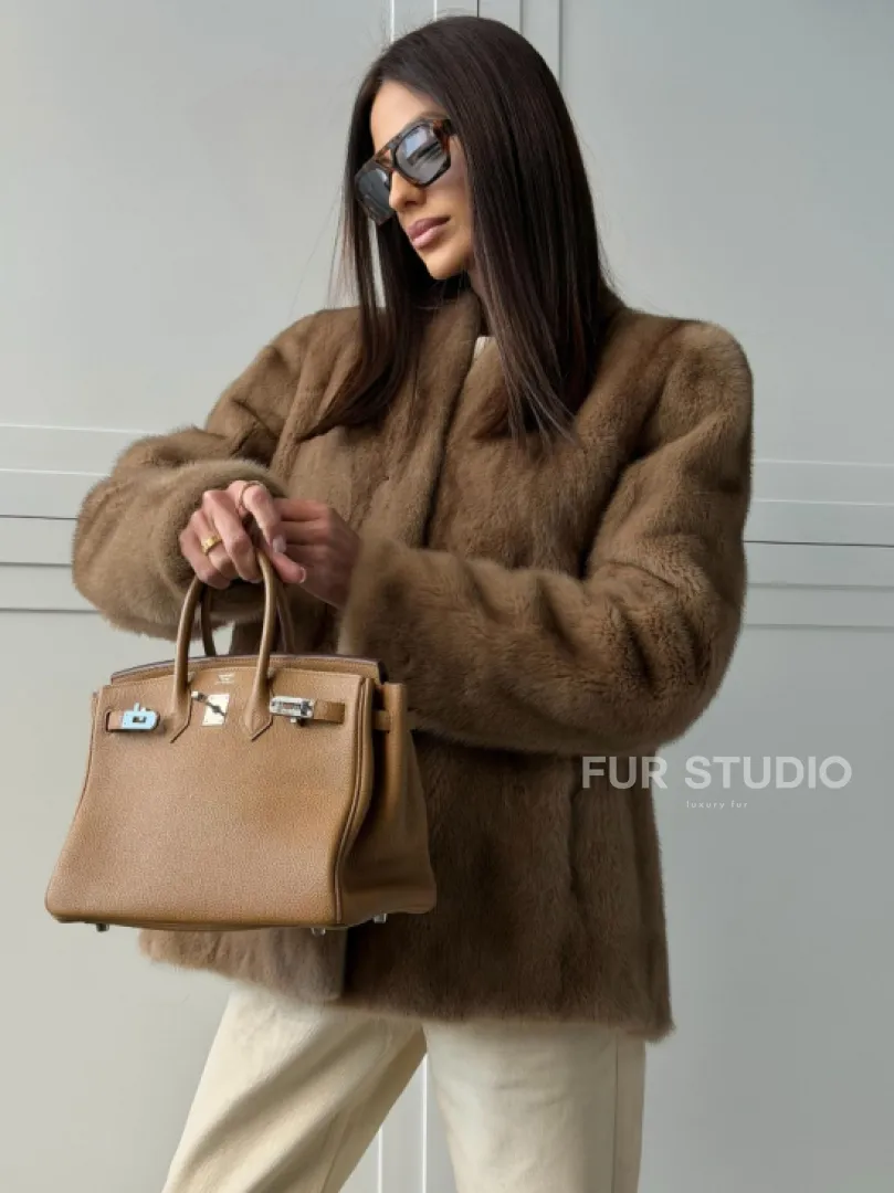 Женский норковый полушубок пастель