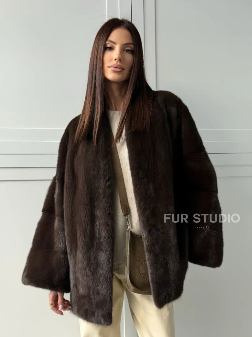 Меховой жакет из норки V- образный воротник