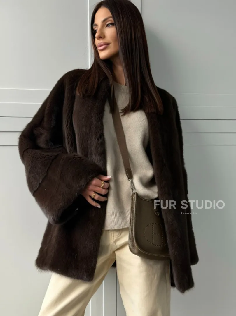 Меховой жакет из норки V- образный воротник