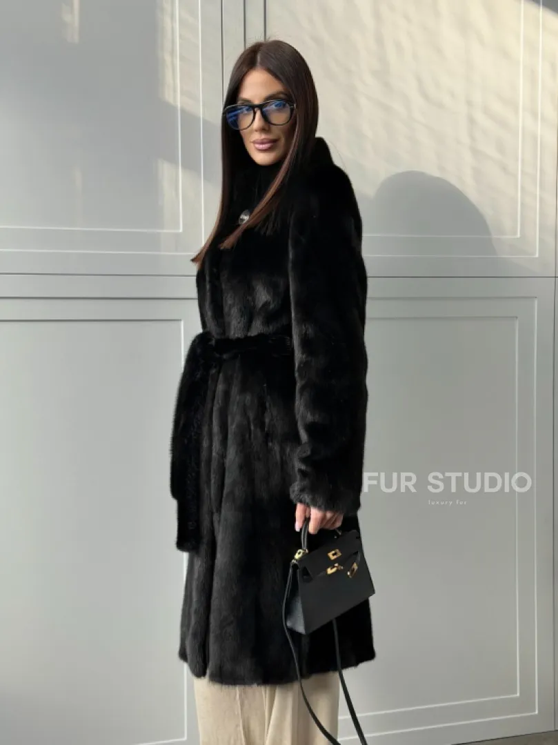 Черная норковая шуба - воротник стойка