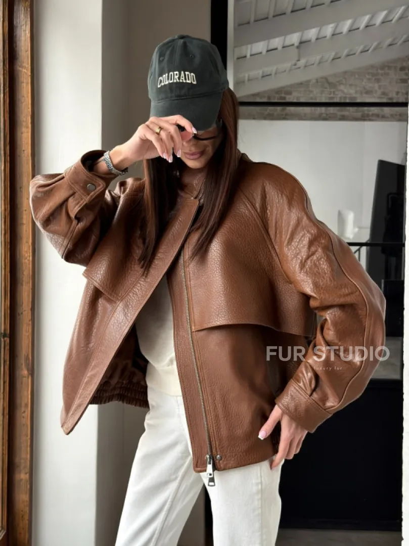 Стильная кожаная куртка