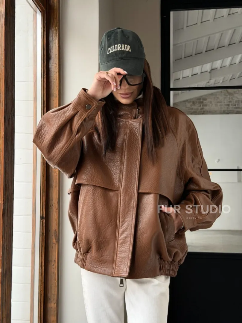 Стильная кожаная куртка