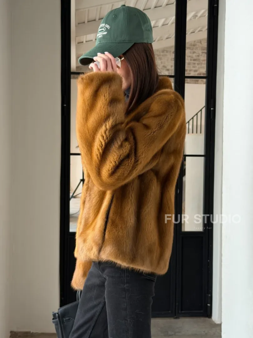 Меховой жакет из золотой норки