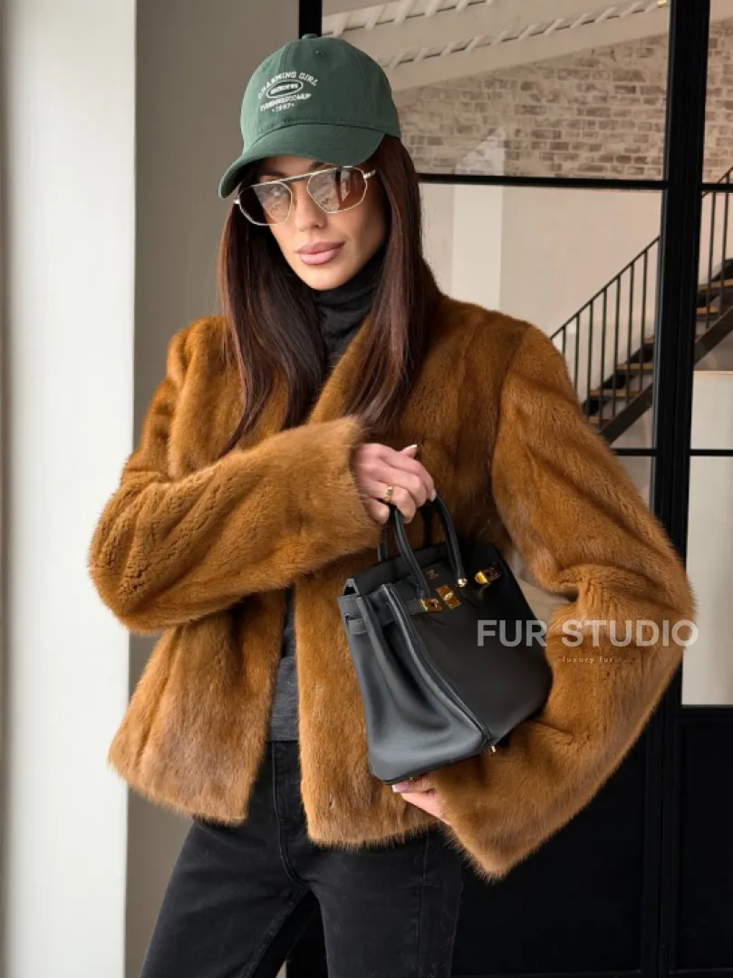 Меховой жакет из золотой норки