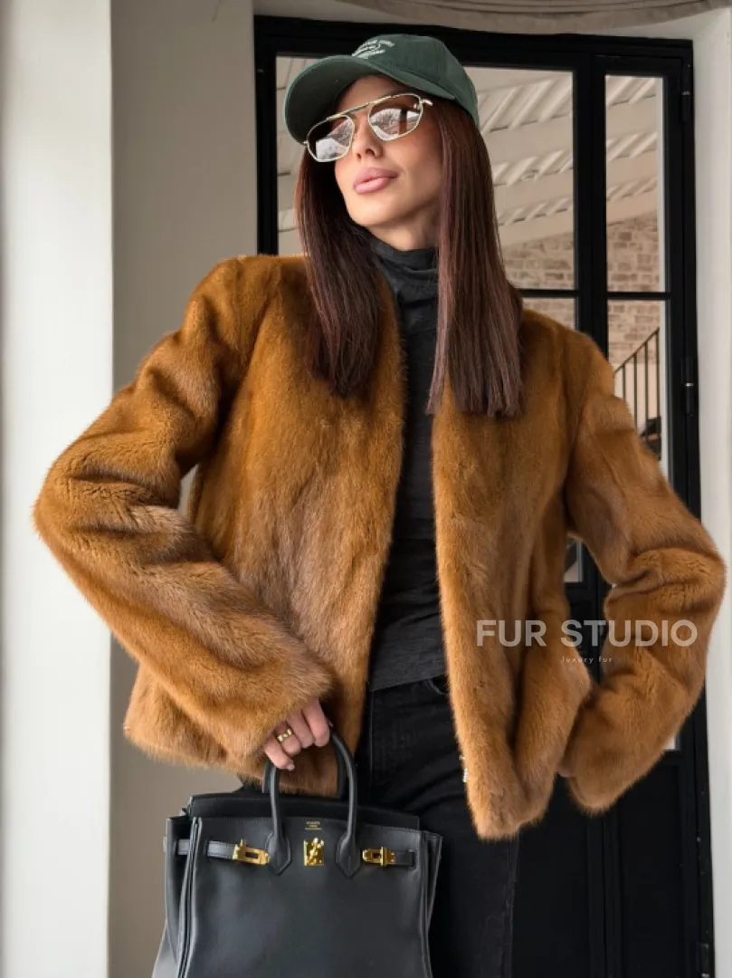 Меховой жакет из золотой норки