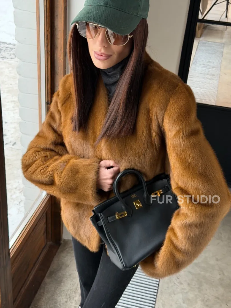 Меховой жакет из золотой норки