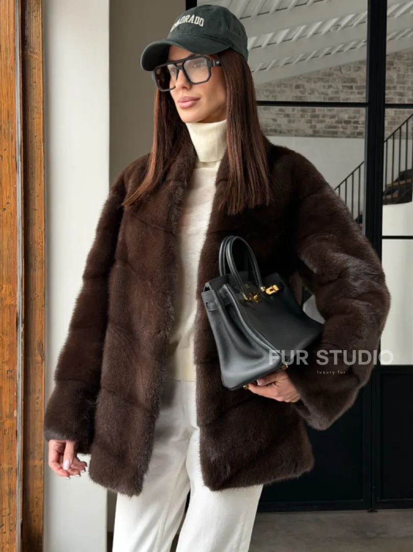 Женский норковый полушубок