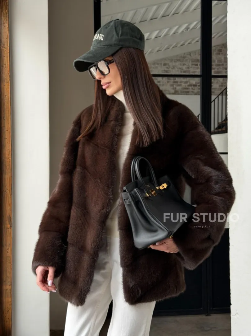 Женский норковый полушубок