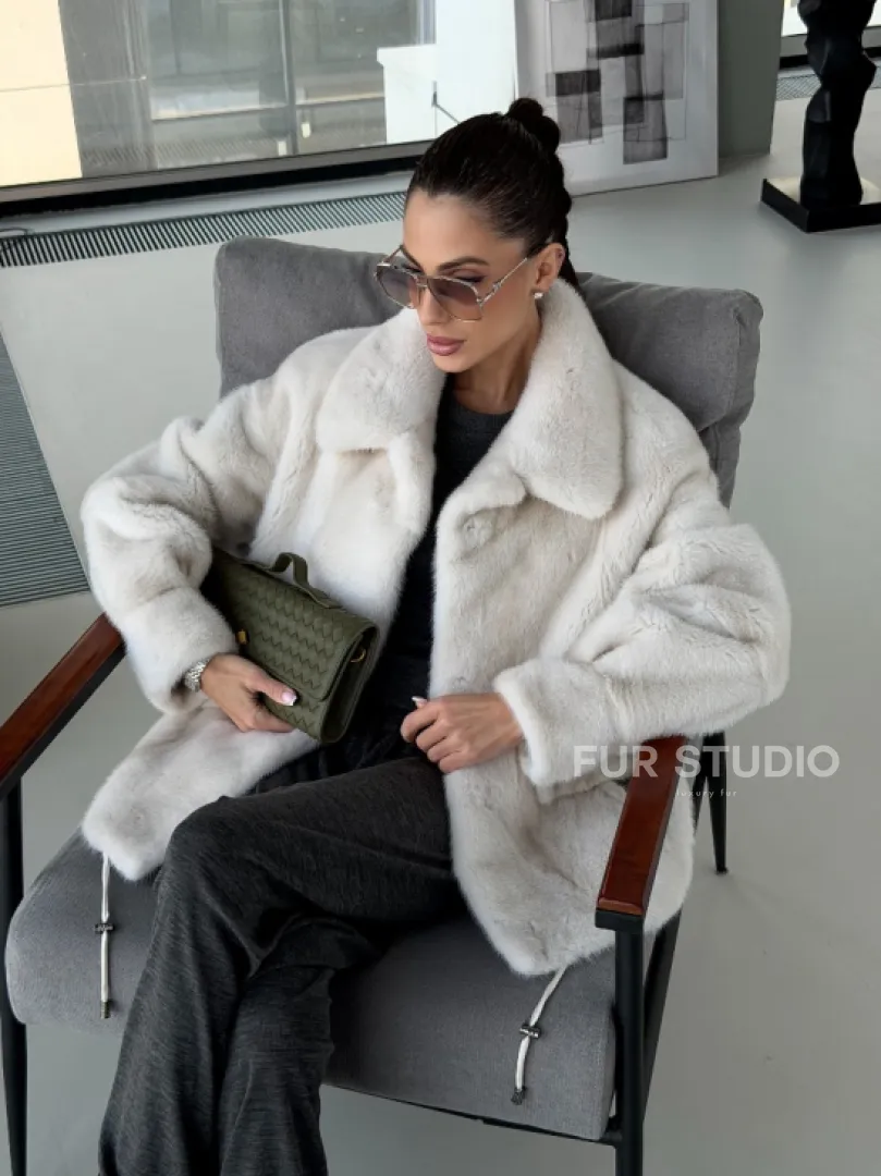 Модная женская норковая куртка - фото 17