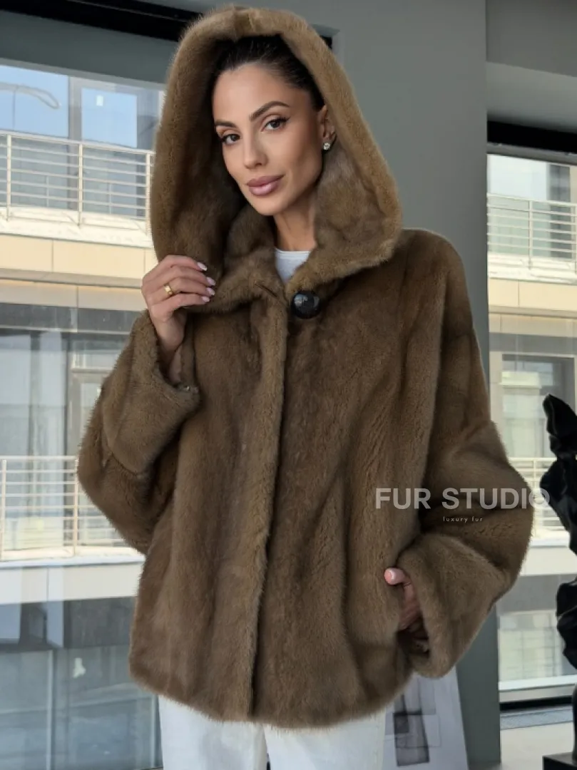 Женский норковый полушубок с капюшоном - фото 5
