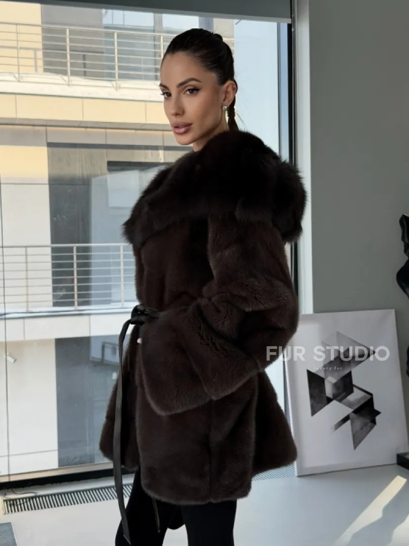 Норковая шуба кимоно с капюшоном куница - фото 11