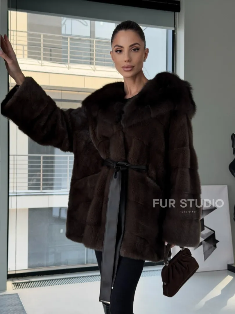 Норковая шуба кимоно с капюшоном куница - фото 16