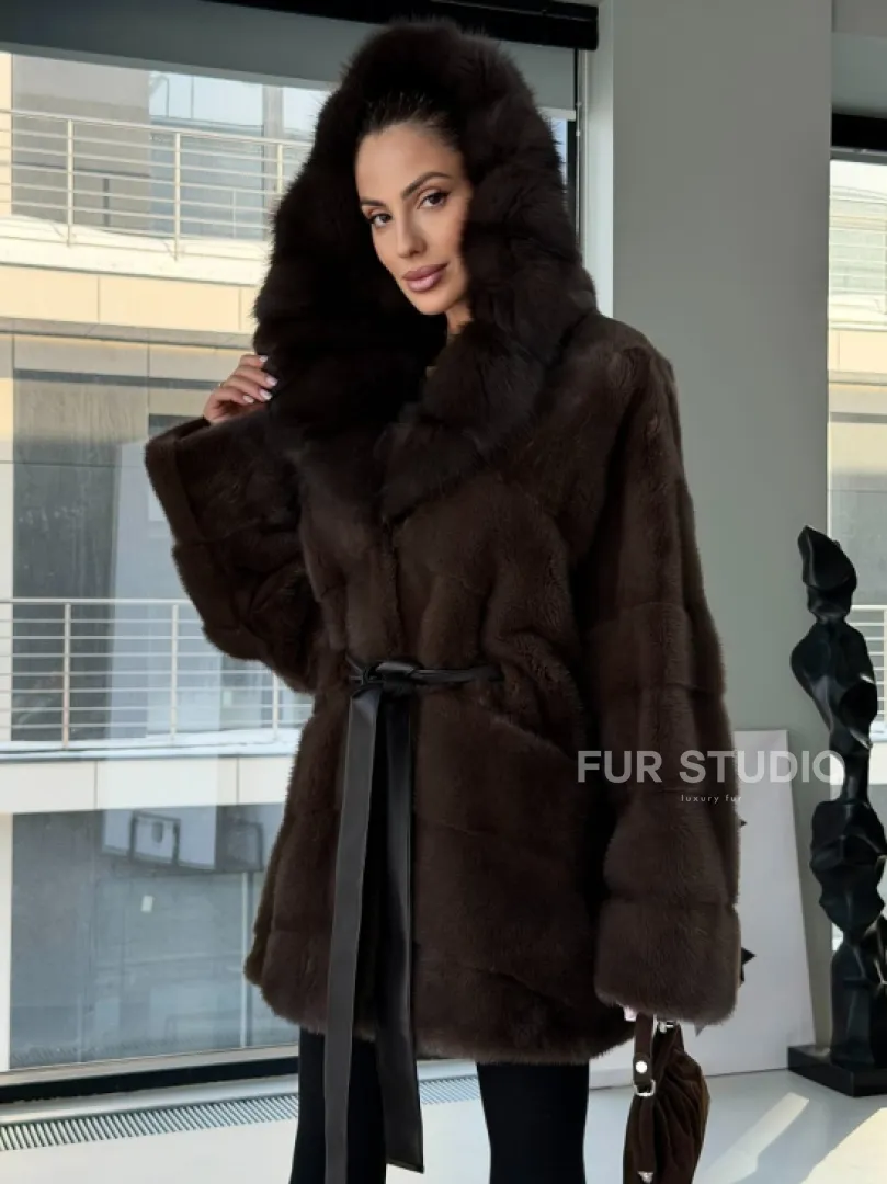 Норковая шуба кимоно с капюшоном куница - фото 7