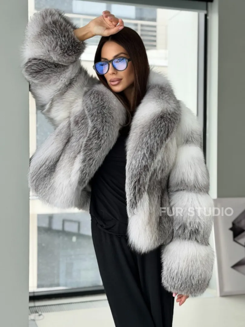 Шуба из меха арктической лисы - белая - фото 0