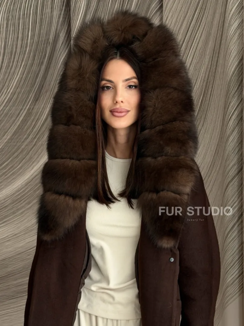 Пальто с мехом песца под соболь - фото 11