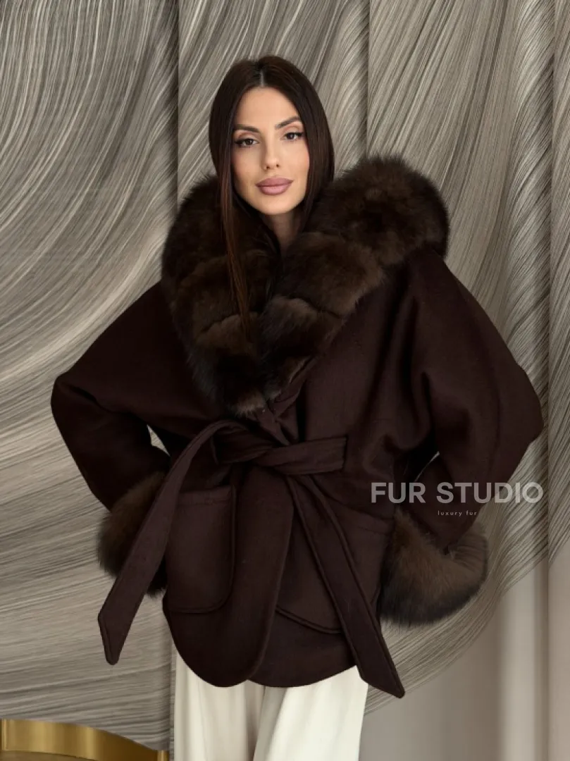 Пальто с мехом песца под соболь - фото 14