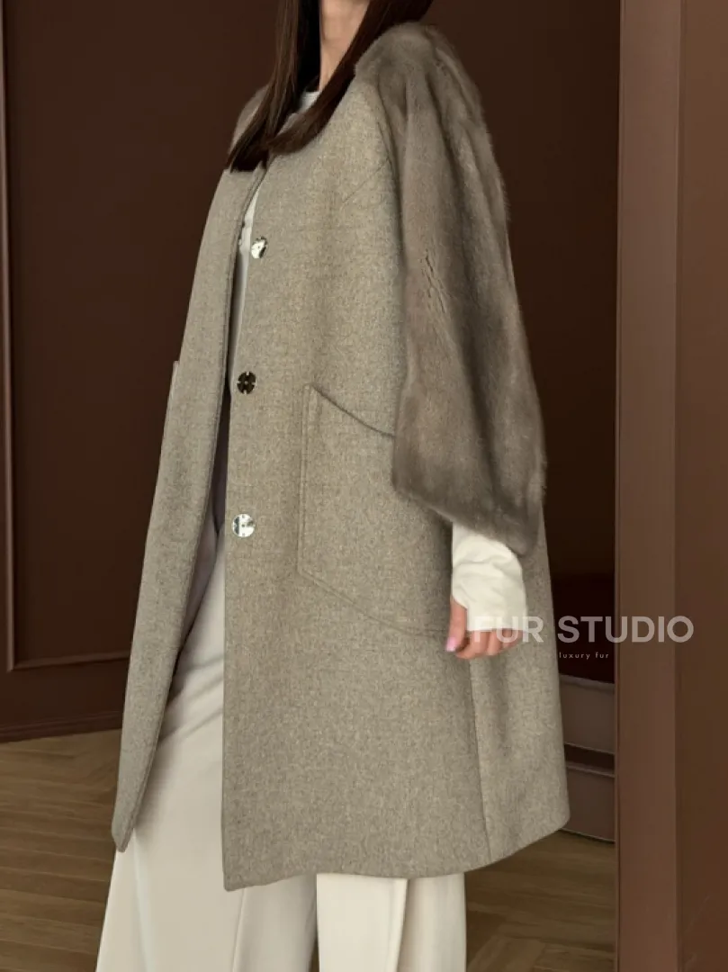 Женское пальто с меховыми рукавами из норки - фото 3