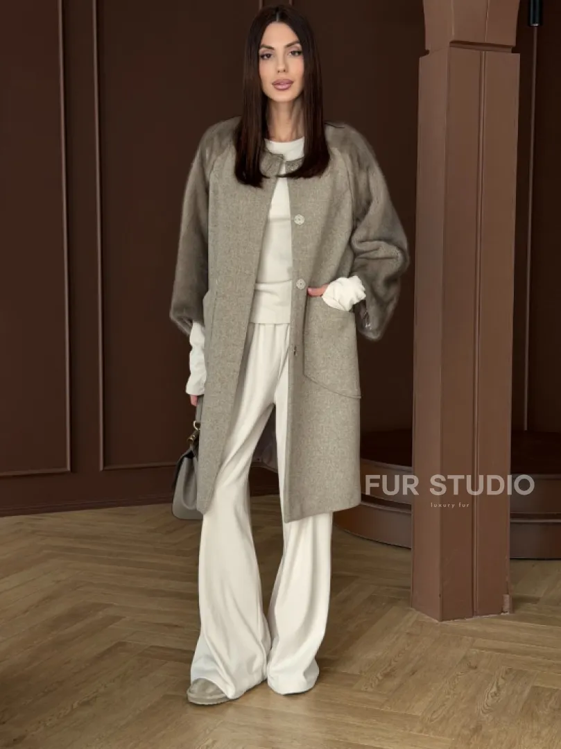 Женское пальто с меховыми рукавами из норки - фото 5