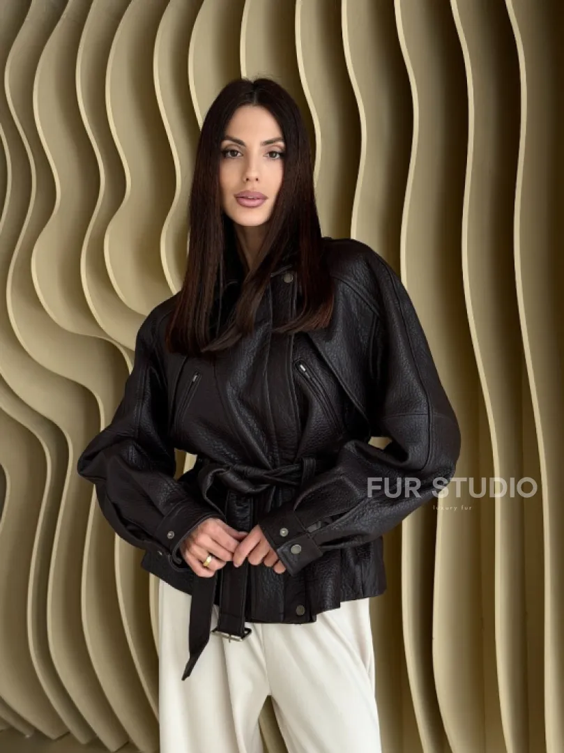 Коричневая кожаная куртка «Тренд - 2026» - фото 14
