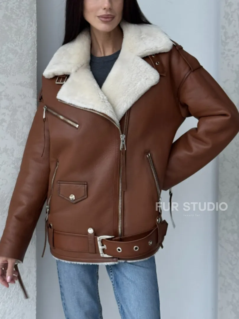 Дубленка авиатор из натуральной кожи в цвете виски - фото 6