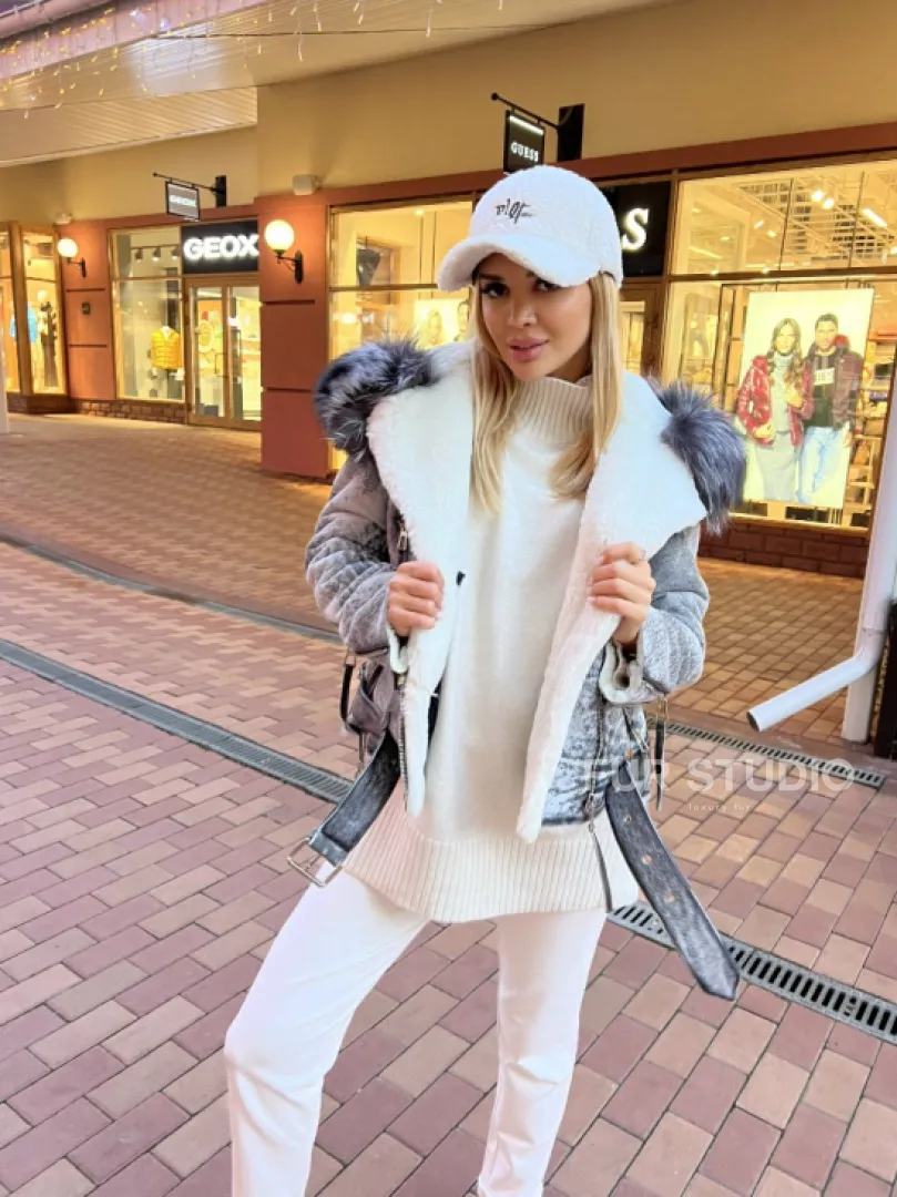 Авиатор из винтажной кожи с меховым капюшоном