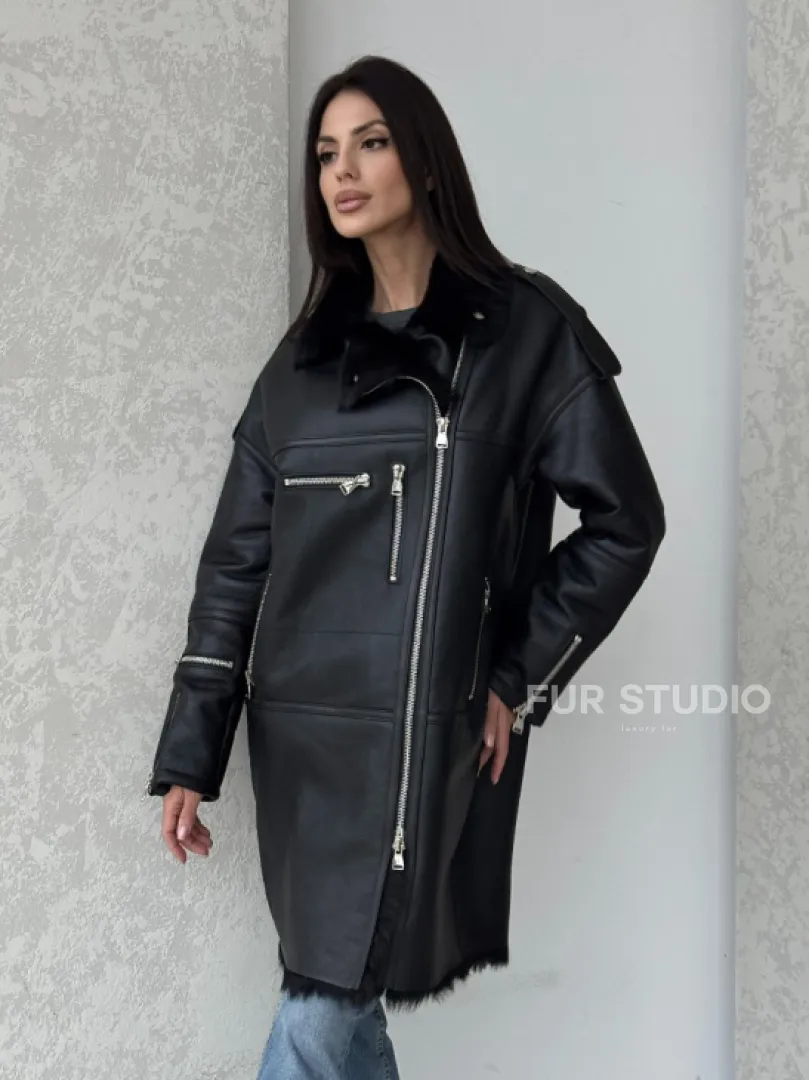 Удлиненная дубленка - авиатор из натуральной овчины с мехом тосканы - фото 6