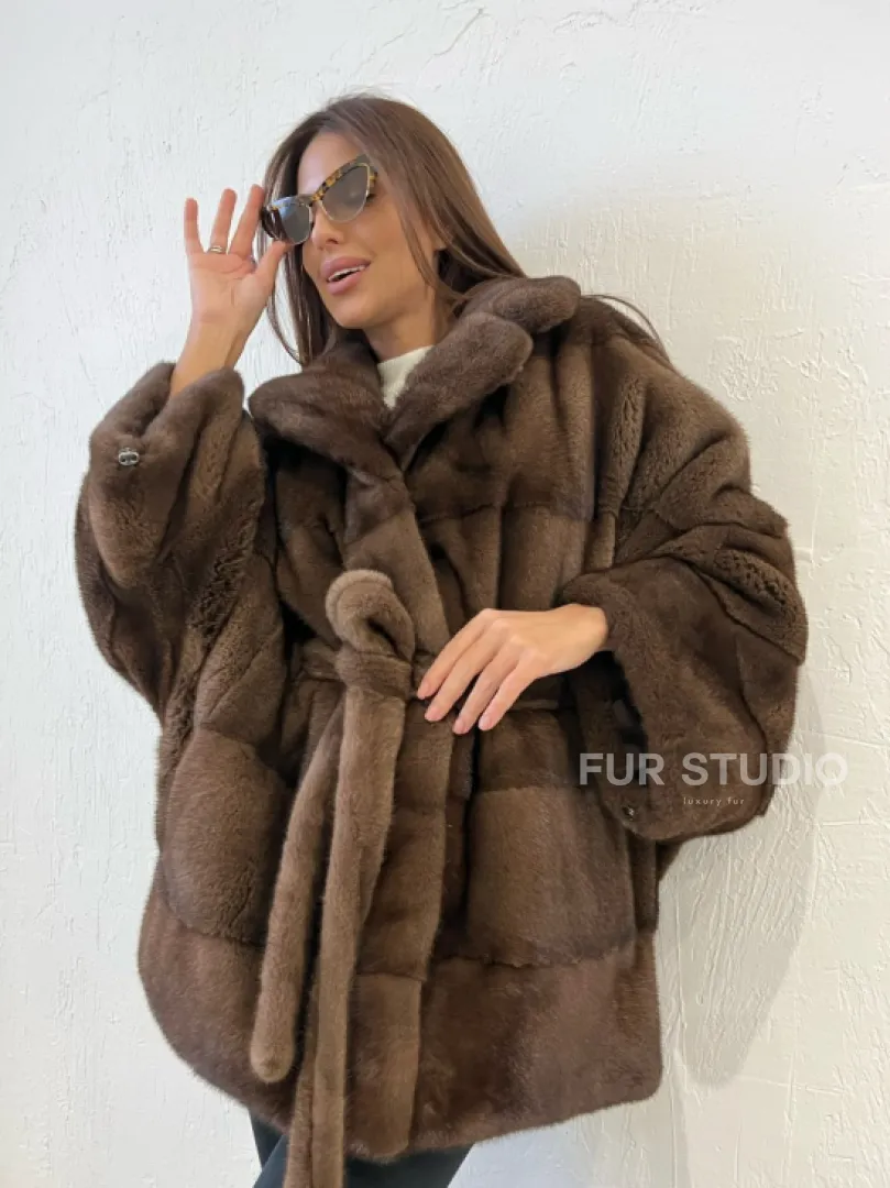 Пончо - шуба из плюшевой североамериканской норки цвет соболь - фото 4