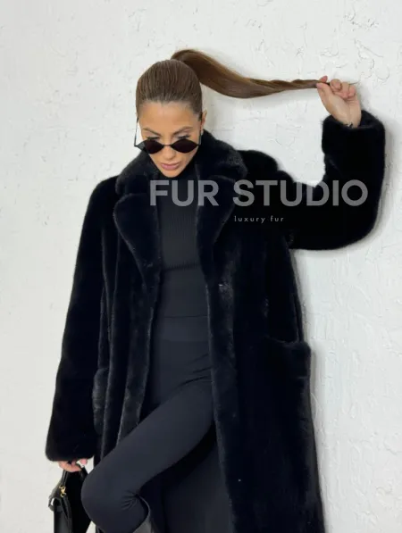 Шуба из плюшевой норки с английским воротником - цвет инфинити - фото 3