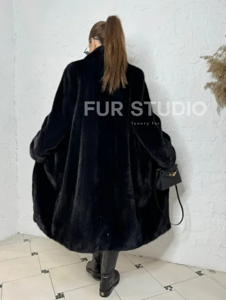 Шуба из плюшевой норки с английским воротником - цвет инфинити - фото 5