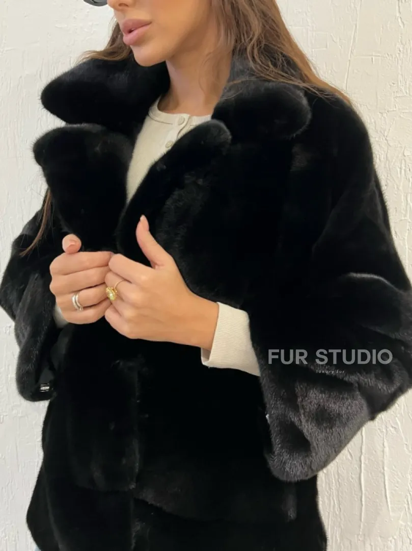 Короткая шуба - автоледи из меха аукционной норки