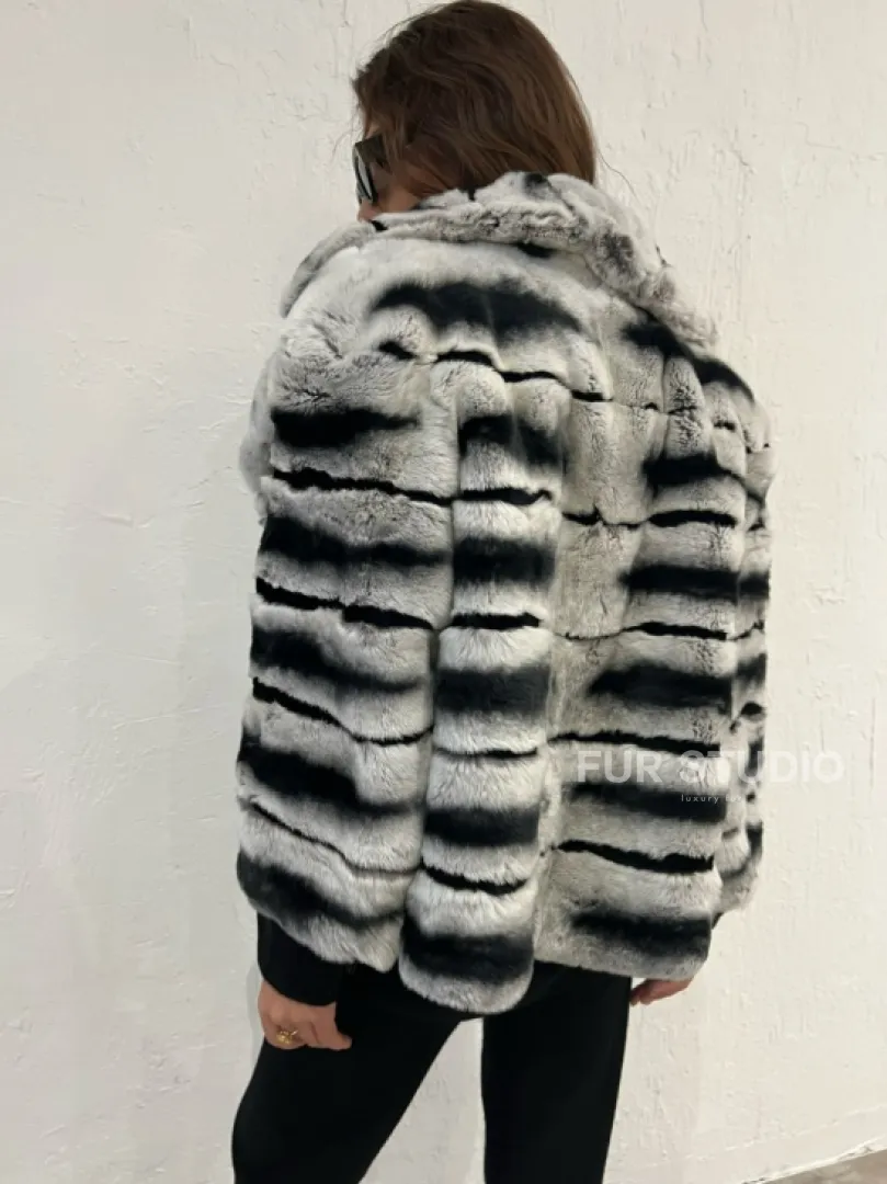 Короткая шуба из меха орилага под шиншиллу