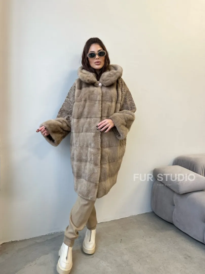 Шуба норковая с капюшоном - отделка из меха каракуля - фото 4