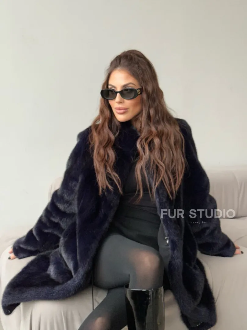 Шуба из аукционной норки стойка воротник  - цвет инфинити - фото 3