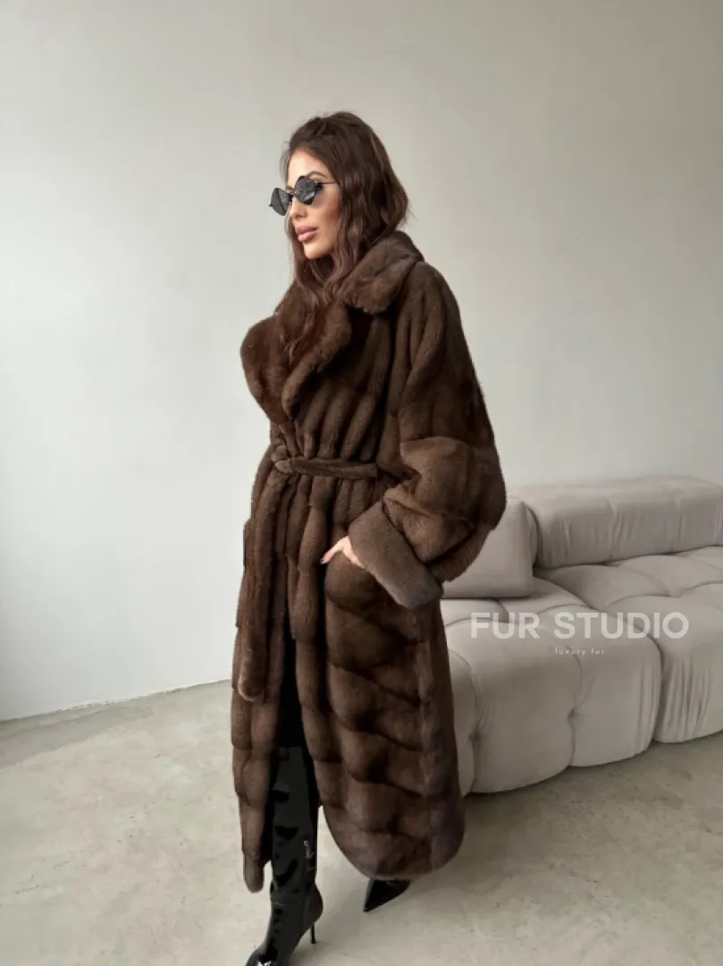 Шуба из плюшевой норки Velvet с английским воротником - цвет соболь