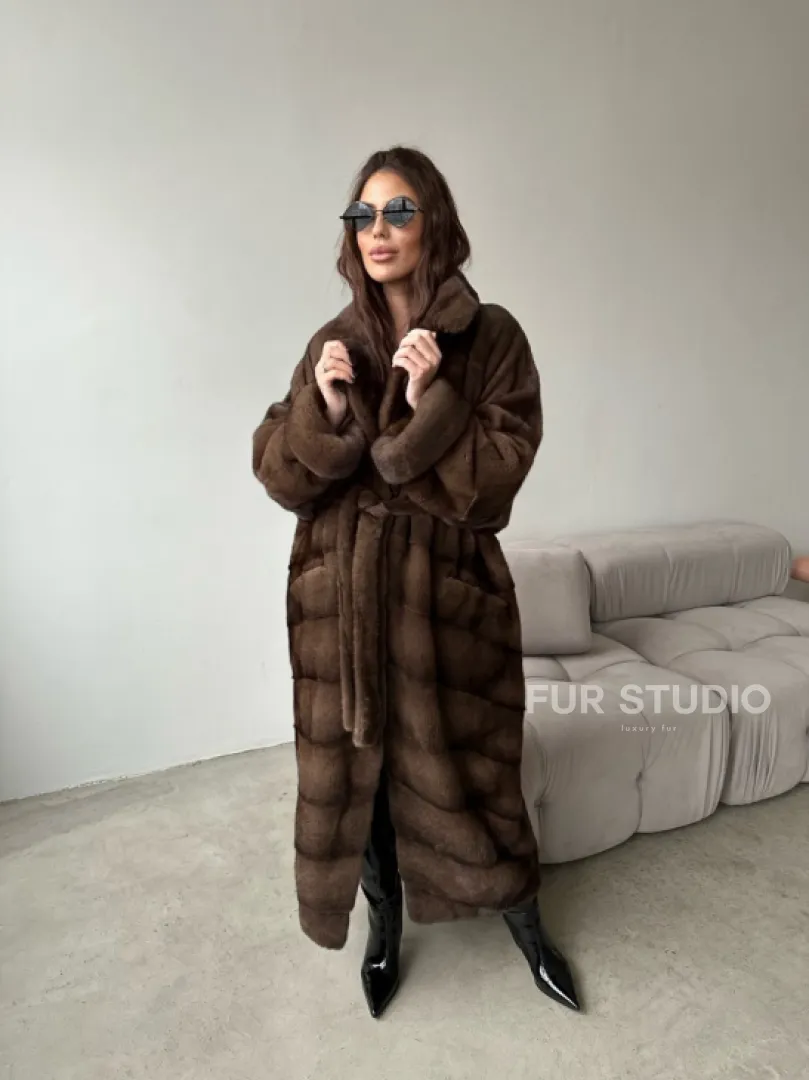 Шуба из плюшевой норки Velvet с английским воротником - цвет соболь
